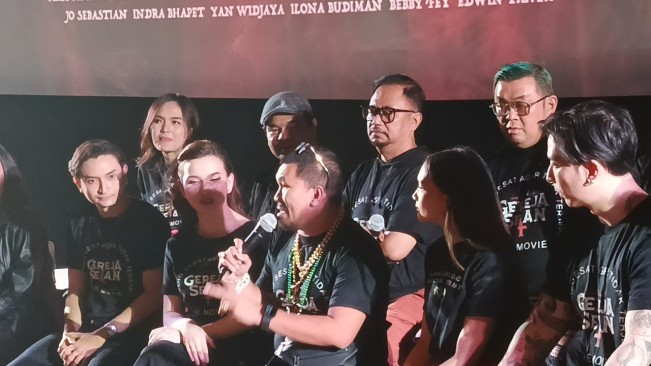 Mongol Strees main film Gereja Setan (5/9) [Selvianus Kopong Basar]